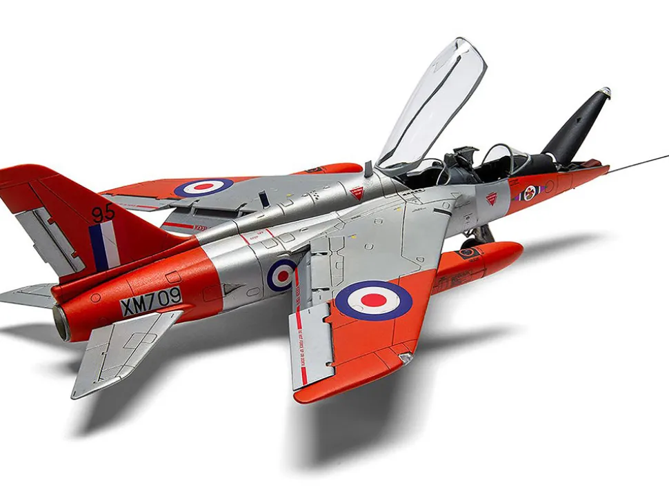 Level 2 Model Kit Folland Gnat T.1 Fighter Aircraft with 2 Scheme Options 1/48 Plastic Model Kit by Airfix