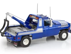 Level 4 Model Kit 1979 GMC Wrecker Tow Truck