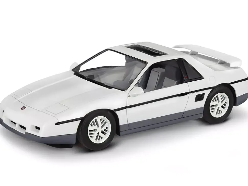 Level 4 Model Kit 1985 Pontiac Fiero GT 1/24 Scale Model by Revell