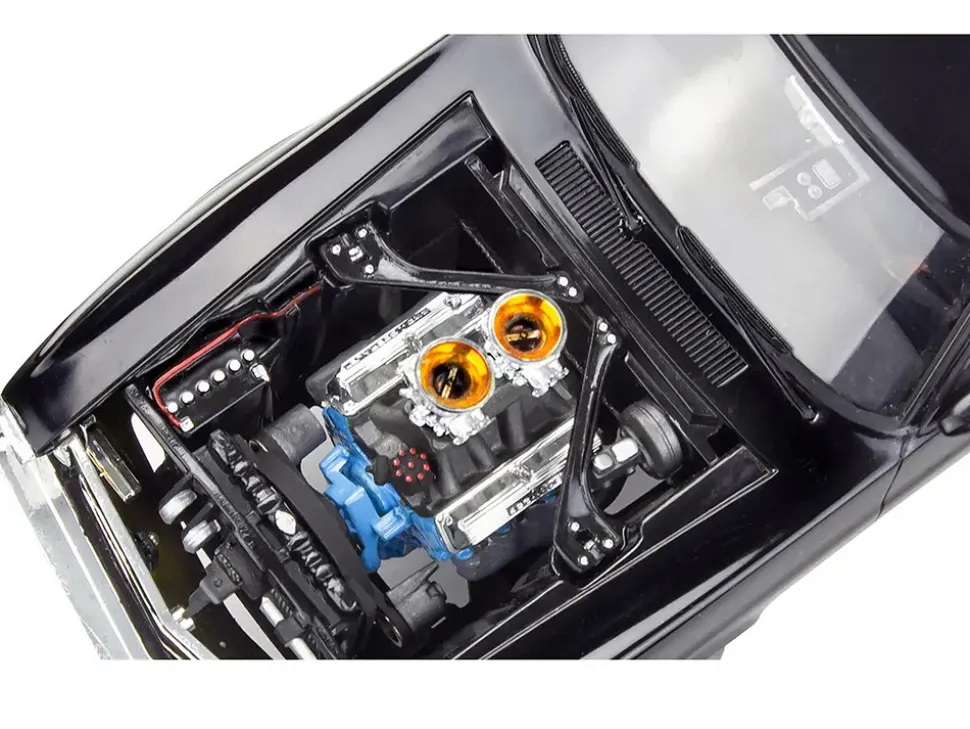 Level 4 Model Kit 1970 Shelby GT-500 1/25 Scale Model by Revell