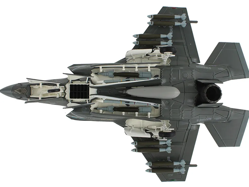 Lockheed F-35B Lightning II Aircraft (Beast Mode) "169623, VMFA-242 Bats, Iwakuni, Japan" (2024) United States Marine Corps "Air Power Series" 1/72 Diecast Model by Hobby Master