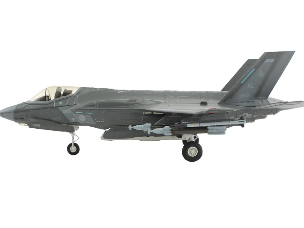 Lockheed Martin F-35A Lightning II Aircraft "100th Fighter Squadron, Alabama Air National Guard" (2023) United States Air Force "Air Power Series" 1/72 Diecast Model by Hobby Master