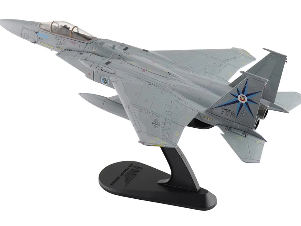 McDonnell Douglas F-15A Eagle Fighter Aircraft "76-0111, 318th Fighter Interceptor Squadron" United States Air Force "Air Power Series" 1/72 Diecast Model by Hobby Master