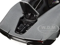 McLaren Speedtail Supernova Silver Metallic with Black Top and Suitcase Accessories 1/18 Model Car Autoart 76090