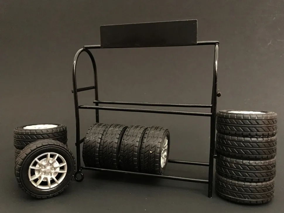 Metal Tire Rack For 1:24 Scale Models American Diorama 77530