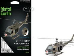 Model Kit Bell UH-1 Iroquois Helicopter