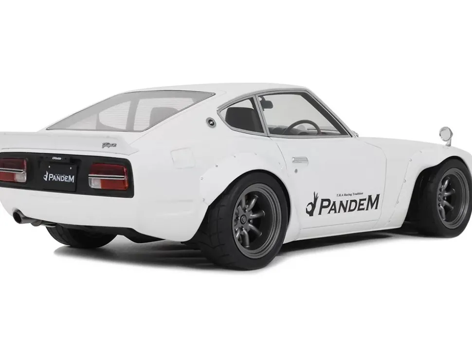 2015 Nissan PANDEM Fairlady Z RHD (Right Hand Drive) White Limited Edition to 2000 pieces Worldwide 1/18 Model Car by Otto Mobile