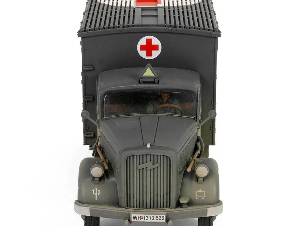 Opel Blitz Kfz 305 Ambulance Gray Weathered German Army Armoured Fighting Vehicle Series 1/32 Diecast Model Forces of Valor FOV-801101B