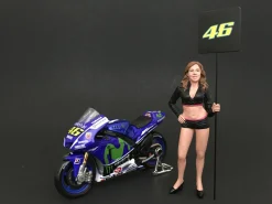 Paddock Girl Figure For 1:18 Scale Models American Diorama 77437
