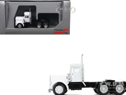 Peterbilt Short Day Cab White 1/87 (HO) Plastic Model Car by Promotex