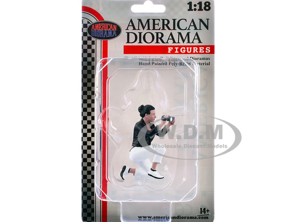 Photographers Figure #5 for 1/18 Scale Models by American Diorama