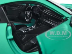 Porsche 911 GT3 Light Green 1/24 Diecast Model Car Bburago 21104grn