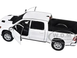 2019 RAM 1500 Laramie Crew Cab Pickup Truck White "Timeless Legends" Series 1/24 Diecast Model Car by Motormax