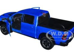 2019 RAM Rebel 1500 Crew Cab Pickup Truck Blue Metallic American Classics Series 1/24 1/27 Diecast Model Car Motormax 79358BL