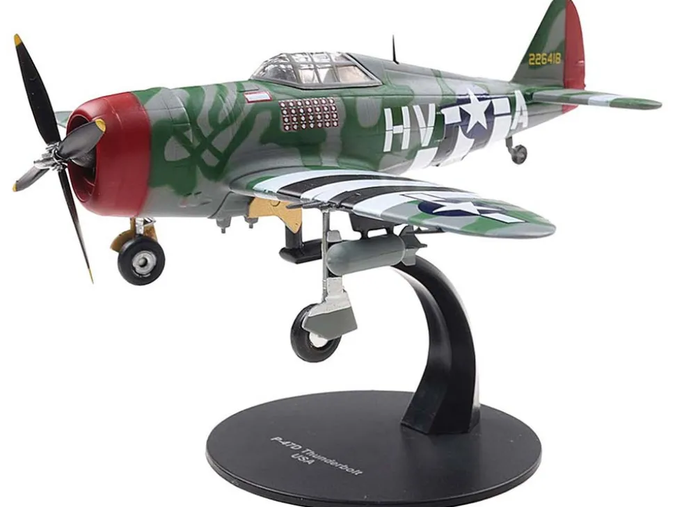 Republic P-47 Thunderbolt Fighter Aircraft "Lt. Col. Francis S. "Gabby" Gabreski" United States Army Air Forces 1/72 Diecast Model by Militaria Die Cast