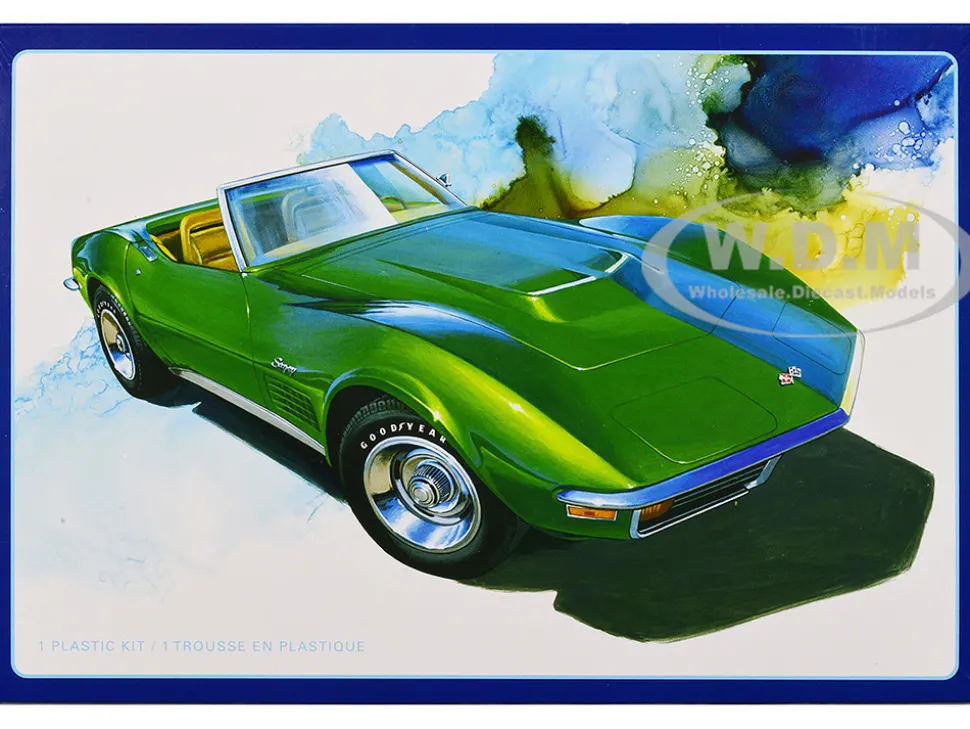 Skill 2 Model Kit 1972 Chevrolet Corvette Roadster 1/25 Scale Model by AMT