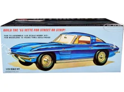 Skill 2 Model Kit 1963 Chevrolet Corvette Stingray 1/25 Scale Model AMT AMT861