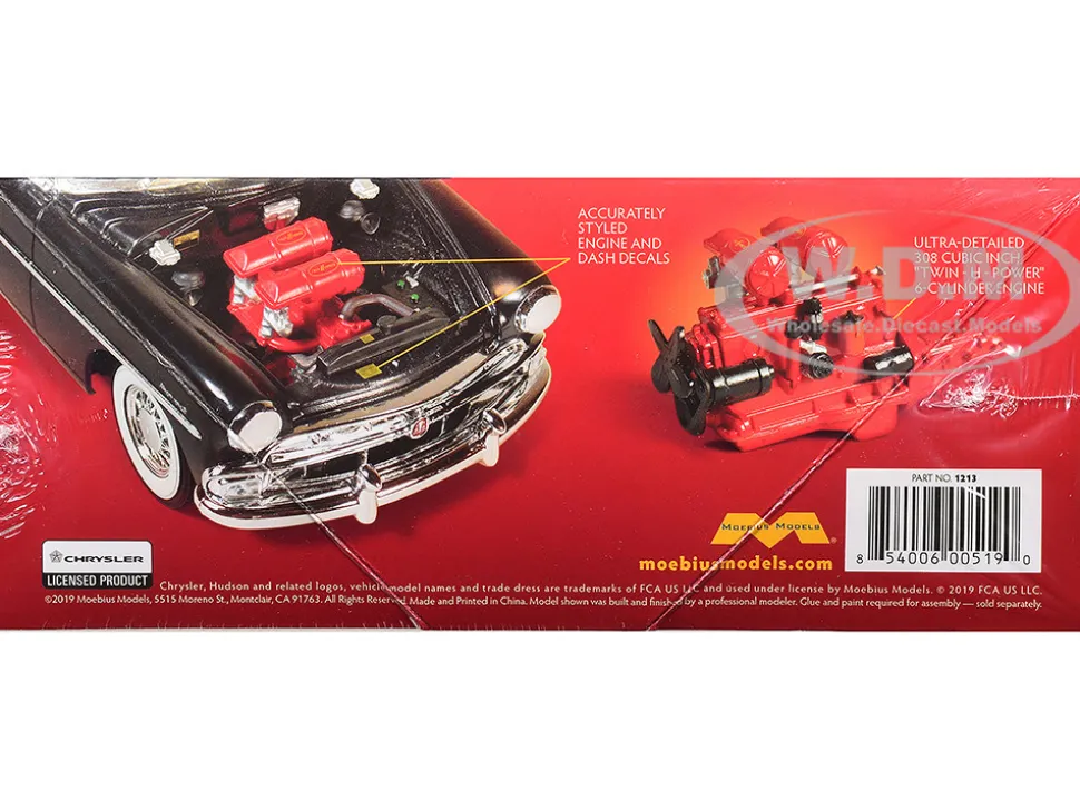 Skill 3 Model Kit 1954 Hudson Hornet Coupe 1/25 Scale Model by Moebius