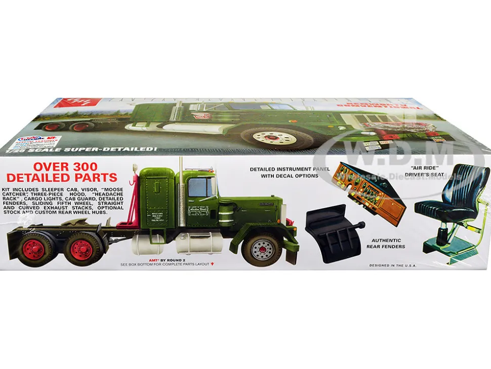 Skill 3 Model Kit Kenworth Conventional Tractor Alaskan Hauler 1/25 Scale Model AMT AMT1339