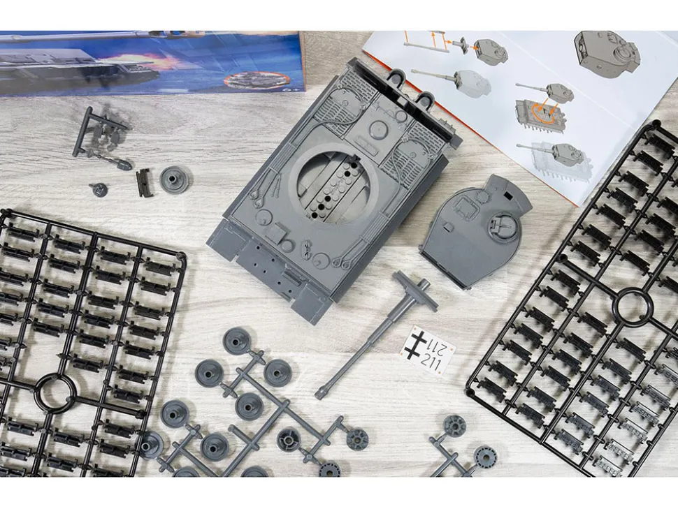 Skill 1 Model Kit Tiger I Tank "German Army" Snap Together Painted Plastic Model Tank Kit 1/35 Scale by Airfix Quickbuild