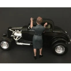 50's Style Figure IV for 1:24 Scale Models American Diorama 38254