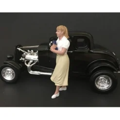 50's Style Figure VIII for 1:24 Scale Models by American Diorama 38258