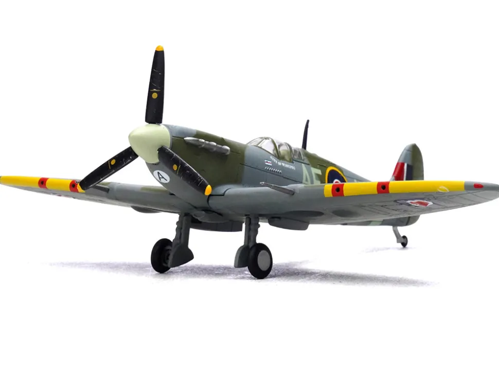 Supermarine Spitfire Mk Vb Fighter Aircraft "EP120, Flight Lieutenant James 'Jeff' Northcott, No. 402 City of Winnipeg Squadron" (1943-1944) Royal Canadian Air Force 1/72 Diecast Model Airplane by Legion