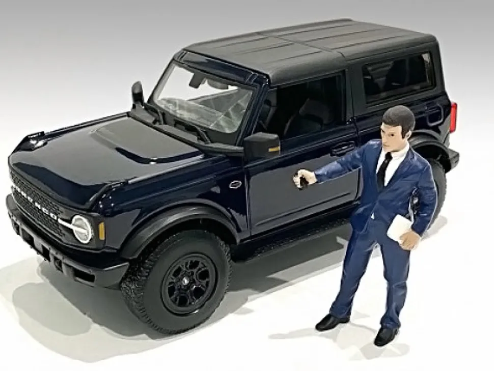 The Dealership Male Salesperson Figurine for 1/24 Scale Models American Diorama 76407