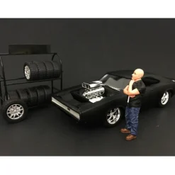 The Street Racing Crew Figure I For 1:18 Scale Models American Diorama 77431