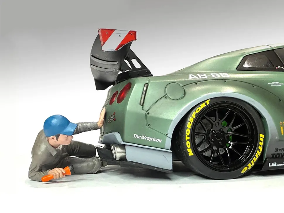 Top Tuners Figure #4 "Premium" Series for 1/24 Scale Models by American Diorama