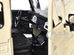 Toyota FJ40 Land Cruiser Beige 