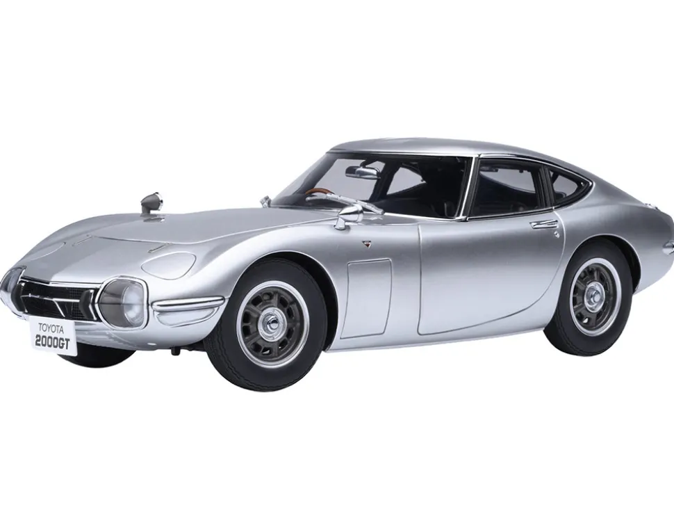 1967 Toyota 2000GT RHD (Right Hand Drive) Silver Metallic 1/18 Model Car by Autoart