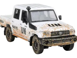 2014 Toyota Land Cruiser LC 79 Pickup Truck