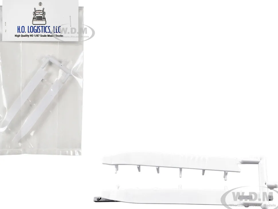 Trailer Wind Skirts for 53' Dry Vans White 1/87 (HO) Plastic Model Car by HO Logistics