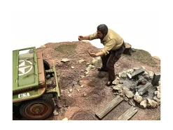 4X4 Mechanic 8 piece Figure Set for 1/18 scale models American Diorama 18011 18012 18013 18014 18015 18016 18017 18018